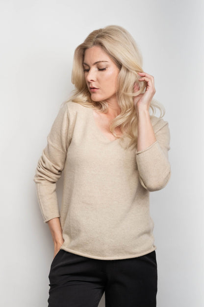 Timeless Lounge Relaxed V-Neck Pure Cashmere Sweater - Black