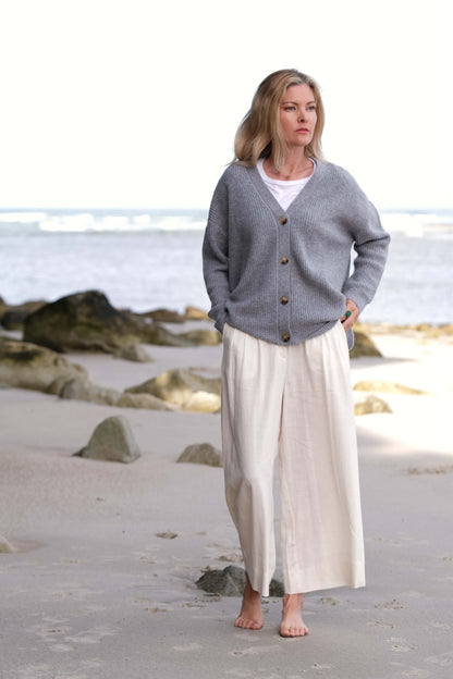 Luxe Relaxed Fit Cashmere Cardigan - Grey