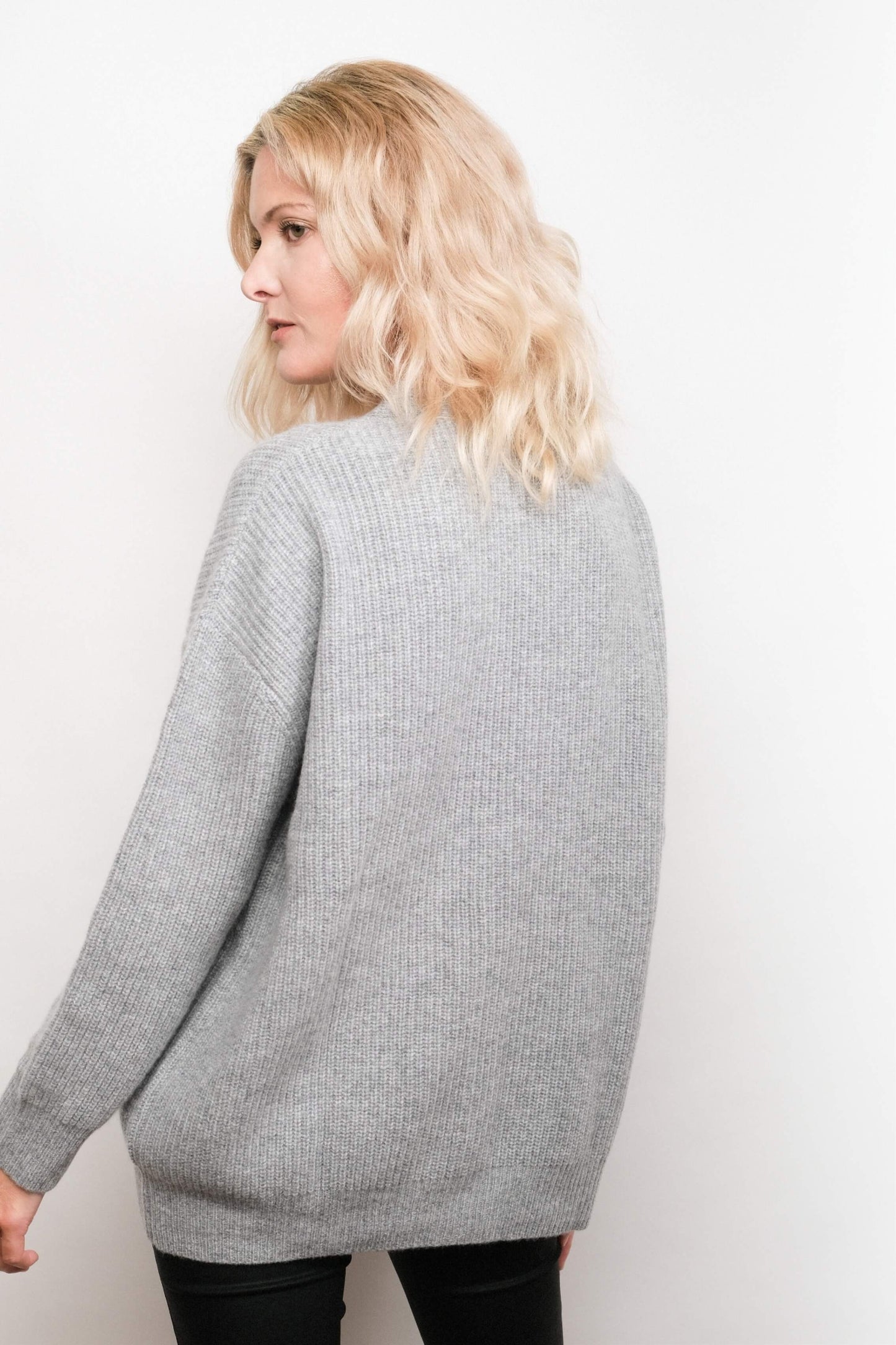 Luxe Relaxed Fit Cashmere Cardigan - Grey