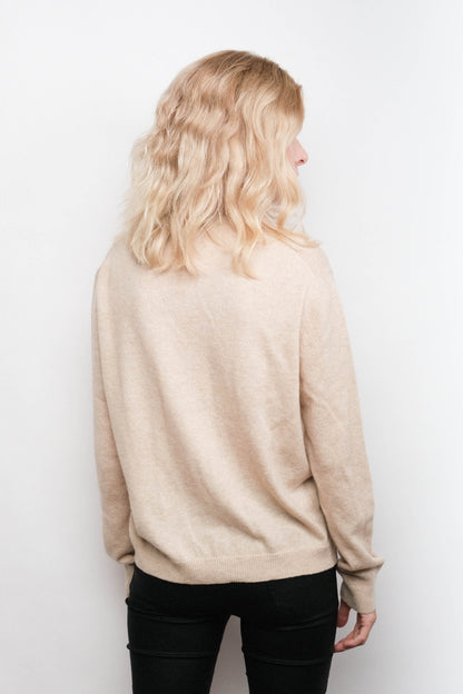 Everyday Luxe Cashmere V-Neck Sweater - Beige